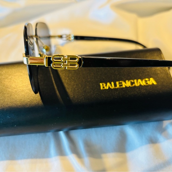 Balenciaga Black and Gold Sunglasses - Picture 2 of 6